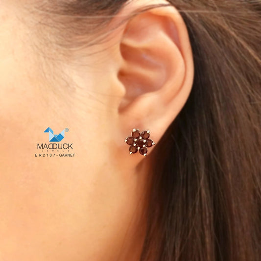 Madduckjewels ต่างหูเงินแท้ ต่างหูพลอยแท้ โกเมน (Garnet) ชุบโรเดียม ER2107
