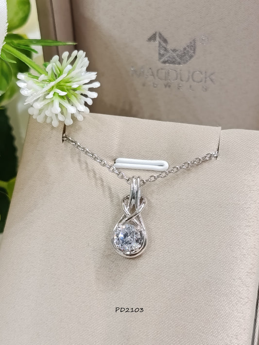 Madduck Jewels จี้เงินแท้ฝัง CZ ชุบโรเดียม พร้อมสร้อยคอ Titanium PD2103