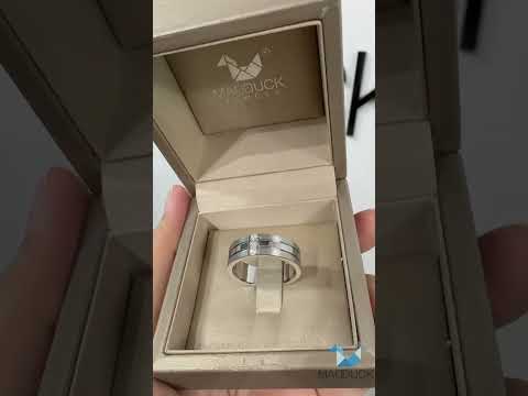 Cubic Zirconia / Sterling Silver 925 Ring / Rhodium plated Nickel-Free / MadDuckJewels RG1445WGR