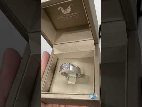Madduckjewels แหวนเงินแท้ เพชร CZ ชุบโรเดียม RG1716WGR