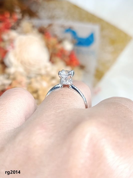 MadDuckJewels Sterling Silver 925 Engagement & Wedding Ring – CZ / Moissanite / Lab-Grown Diamond – Rhodium Plated, Nickel-Free – RG1505