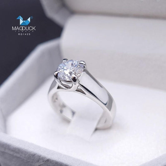 Women's ring – CZ in 9K white gold by Madduck Jewels