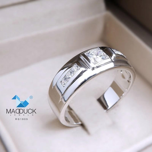 Men's ring – CZ in 9K white gold by Madduck Jewels