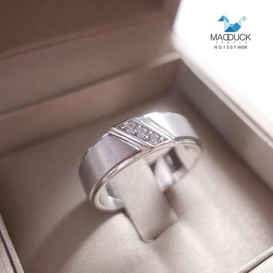 Men's ring – CZ in 925 silver by Madduck Jewels