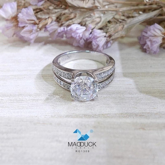 Women's ring – CZ in 925 silver by Madduck Jewels