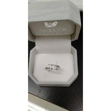 Women's ring – CZ in 925 silver by Madduck Jewels