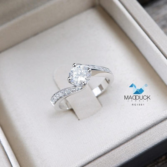 Women's ring – CZ in 925 silver by Madduck Jewels