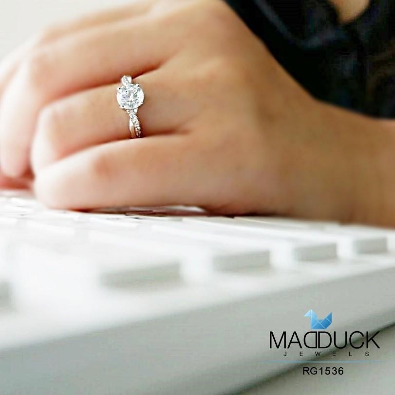 Women's ring – CZ in 925 silver by Madduck Jewels