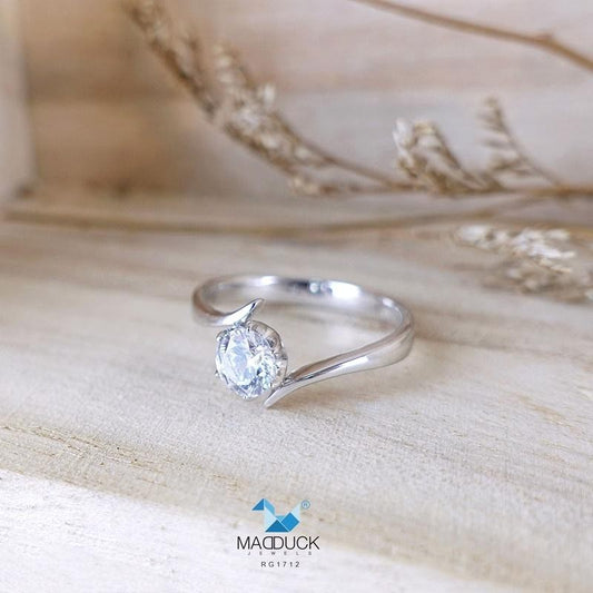 Women's ring – CZ in 925 silver by Madduck Jewels