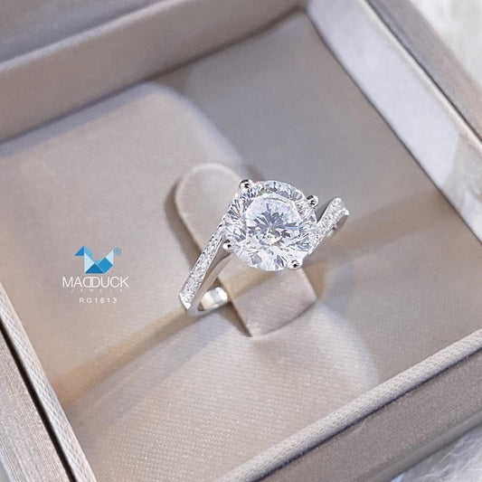 Women's ring – CZ in 9K white gold by Madduck Jewels