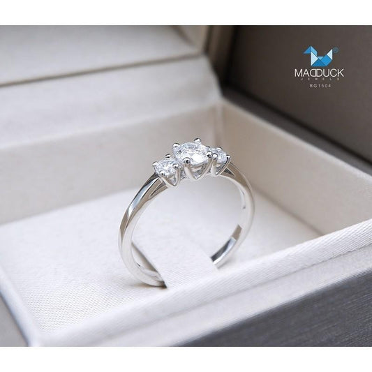 Women's ring – CZ in 925 silver by Madduck Jewels