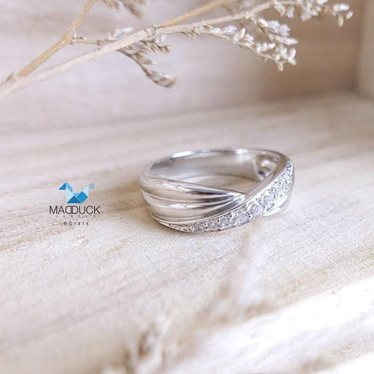 Women's ring – CZ in 9K white gold by Madduck Jewels