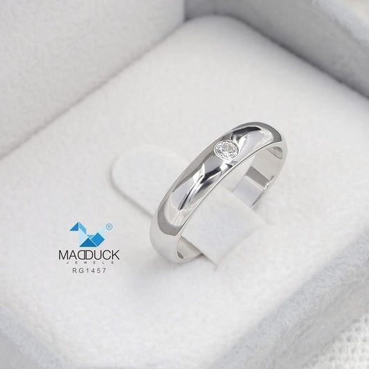 Unisex / male / female ring – CZ in 925 silver by Madduck Jewels