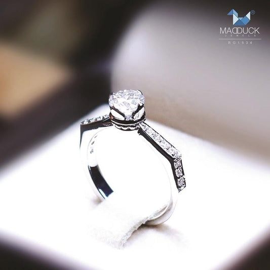 Women's ring – CZ in 925 silver by Madduck Jewels