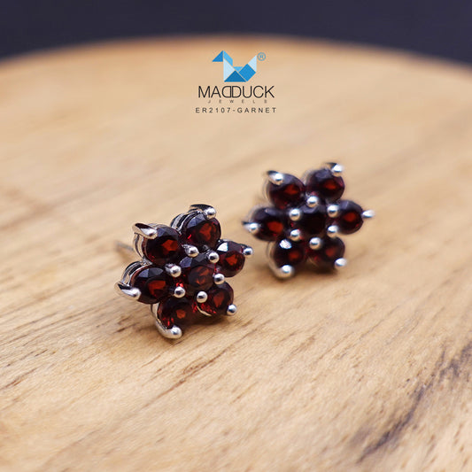Madduckjewels ต่างหูเงินแท้ ต่างหูพลอยแท้ โกเมน (Garnet) ชุบโรเดียม ER2107
