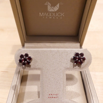 Madduckjewels | Natural Garnet Earrings | Flower Design | 925 Sterling Silver Rhodium-plated | ER2107gn
