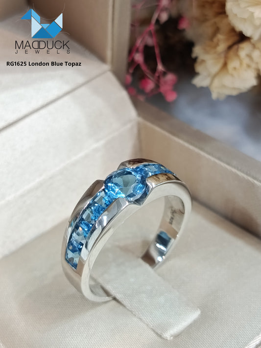 Madduckjewels | แหวนพลอยแท้ London Blue Topaz | เงินแท้ 925 ชุบโรเดียม | RG1625lb