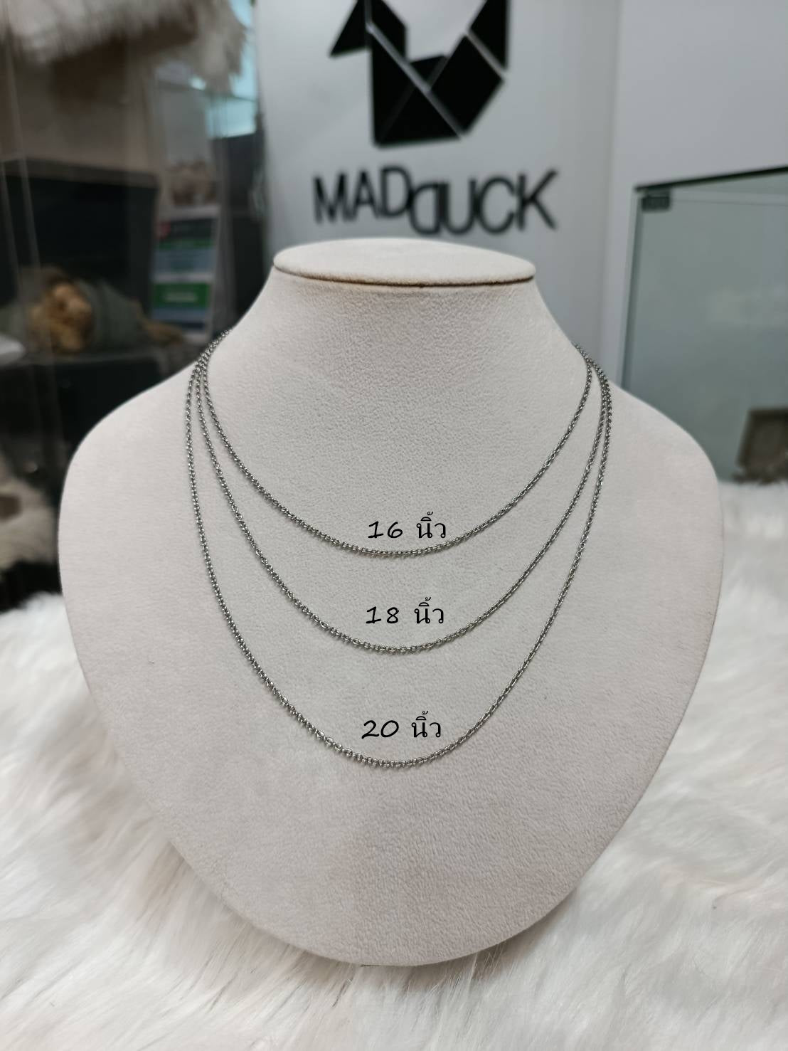 Madduckjewels จี้พลอยแท้ลอนดอนบลูโทปาซ (London Blue Topaz) ตัวเรือนเงินแท้ ชุบโรเดียม พร้อมสร้อยคอ Titanium PD2102SB