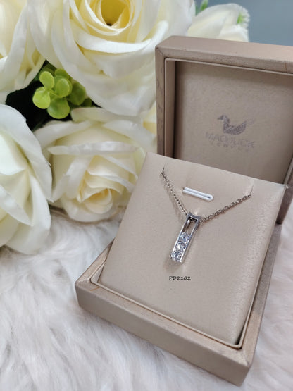 Madduck Jewels Sterling Silver CZ Pendant with Rhodium Plating and Titanium Necklace PD2102