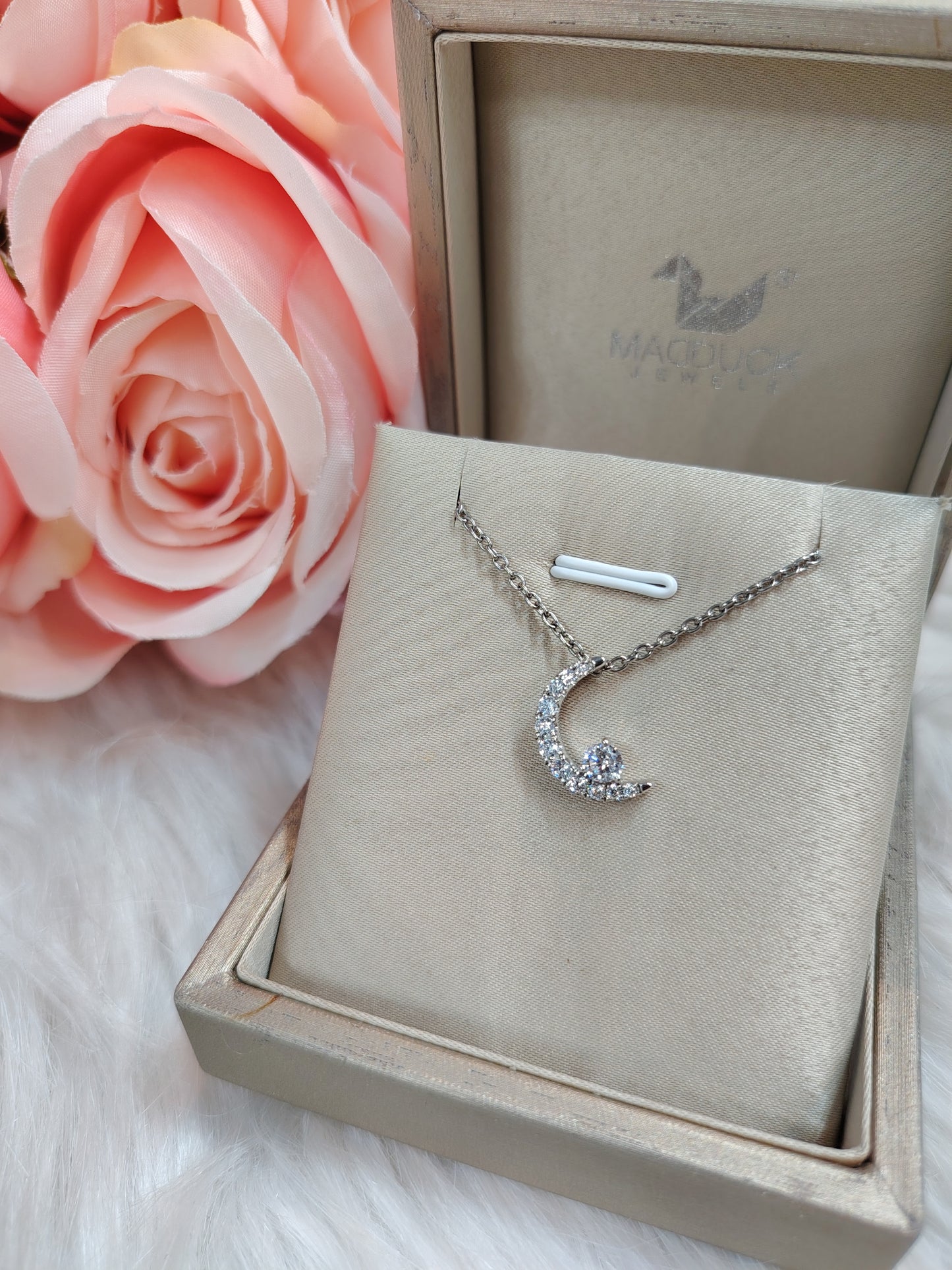 Madduck Jewels Sterling Silver CZ Pendant with Rhodium Plating and Titanium Necklace PD2105