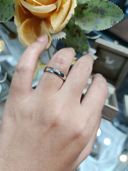 Madduckjewels แหวนทองขาวแท้ 9K (37.5%) แหวนเกลี้ยง หน้า 3.5 มม. ชุบโรเดียม แหวนแต่งงาน แหวนหมั้น RG1406-W09
