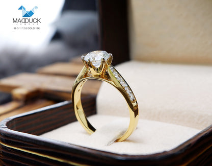 MadDuckJewels 18K Yellow Gold (75%) Engagement & Wedding Ring – CZ / Moissanite / Lab-Grown Diamond – Nickel-Free – RG1726-Y18