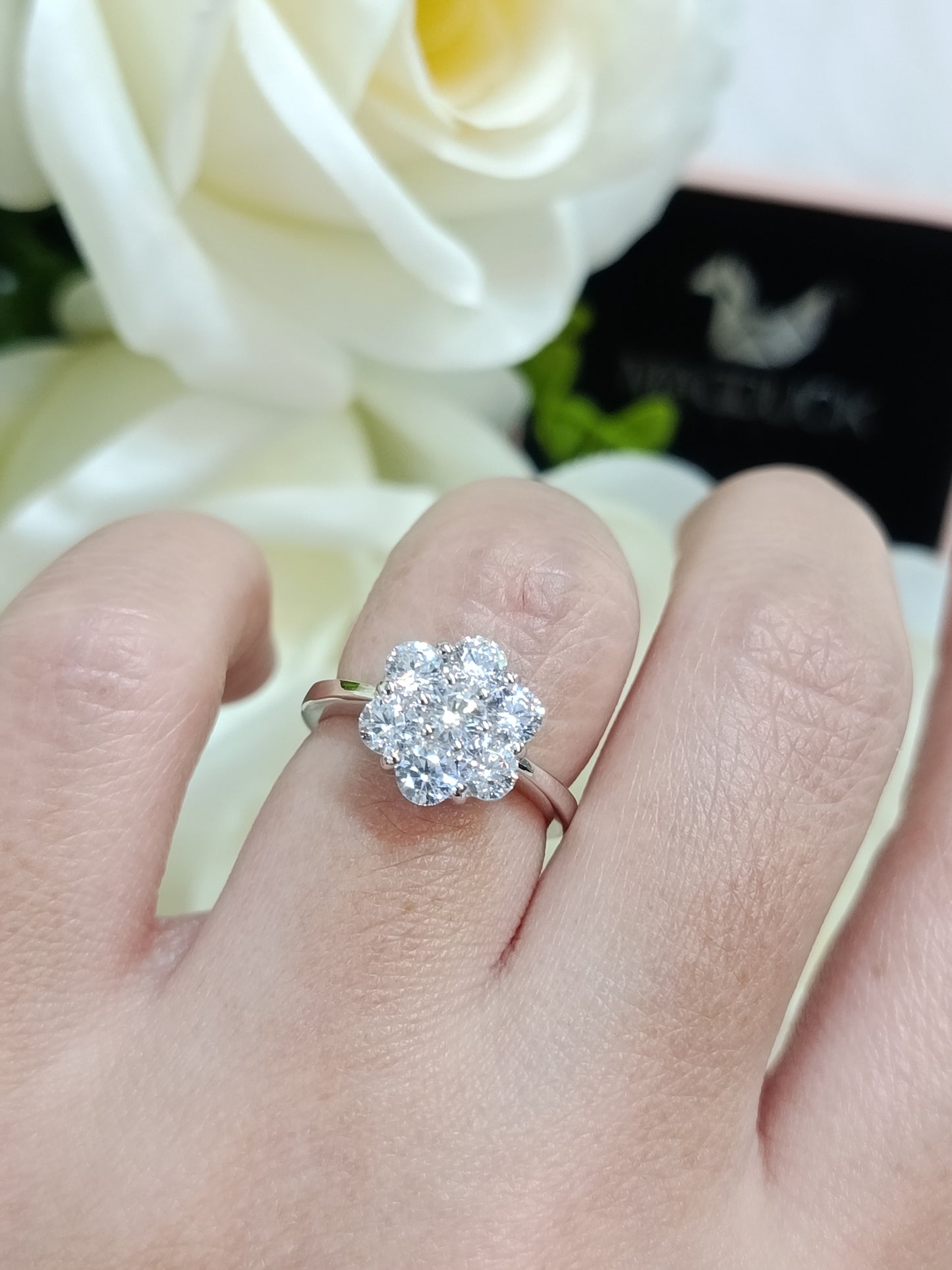 Madduckjewels Cubic Zirconia / Sterling Silver 925 Ring / Rhodium plated Nickel-Free  RG1810