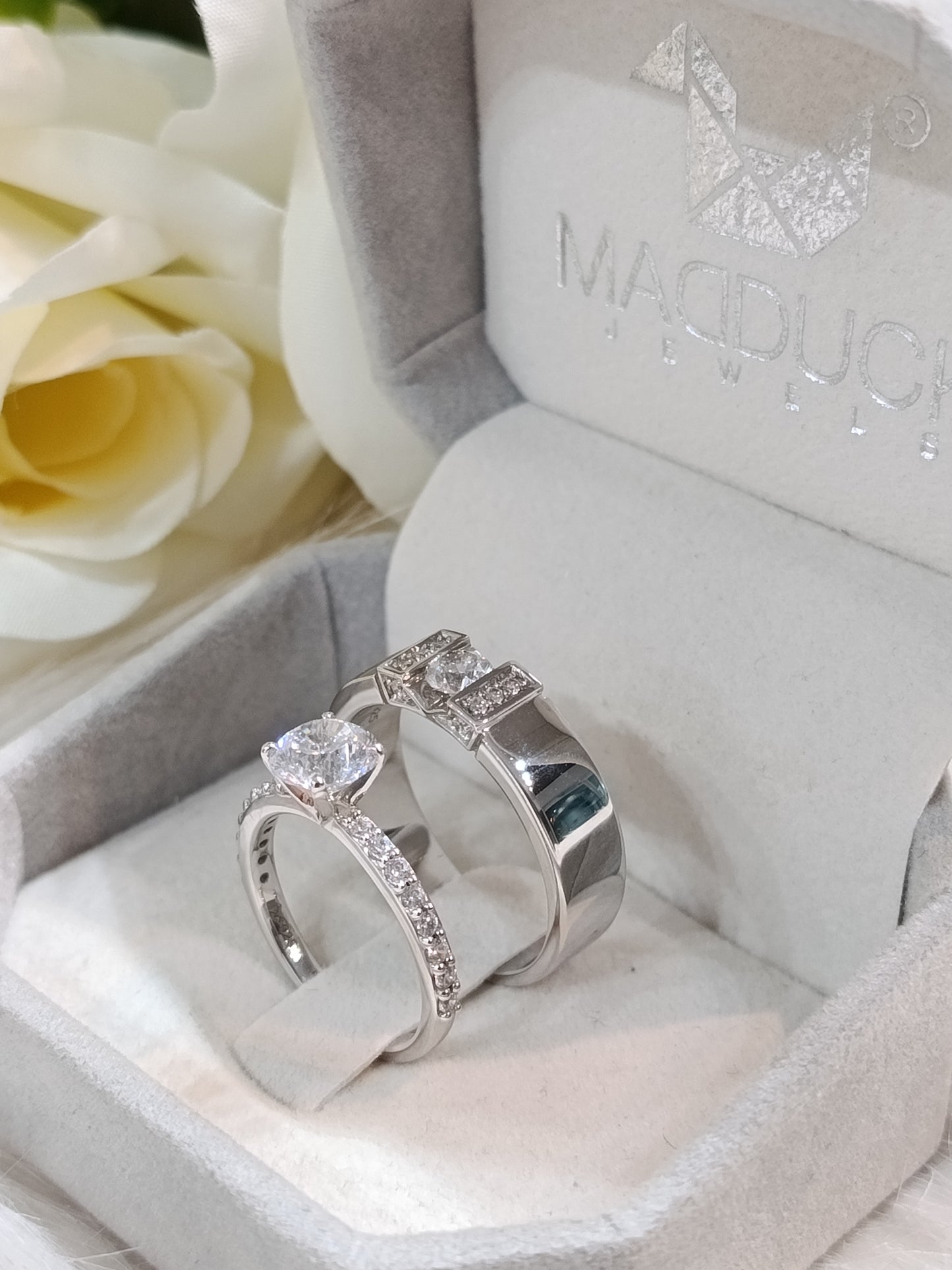 Madduckjewels แหวนเงินแท้ เพชร CZ ชุบโรเดียม RG2101-RG2203