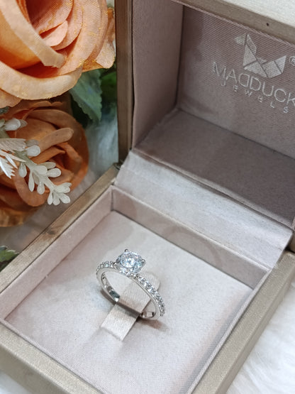 Madduckjewels แหวนเงินแท้ เพชร CZ ชุบโรเดียม RG2203