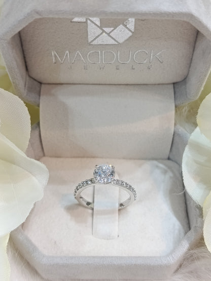 Madduckjewels แหวนเงินแท้ เพชร CZ ชุบโรเดียม RG2203