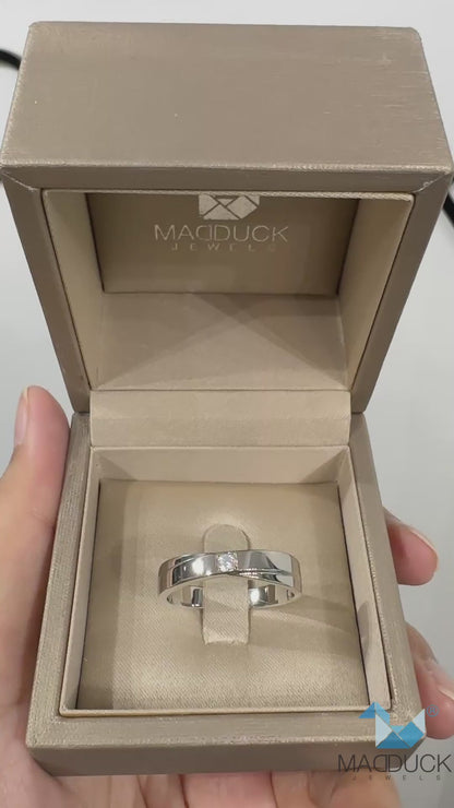 0.16 Cts Cubic Zirconia / Sterling Silver 925 Ring / Rhodium plated Nickel-Free / MadDuckJewels RG1528