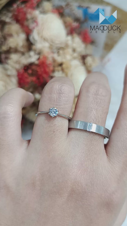 CZ Cubic Zirconia RG1564WGR-RG1501 แหวนคู่เงินแท้ 925 ชุบโรเดียม Madduckjewels แหวนแต่งงาน แหวนคู่รัก