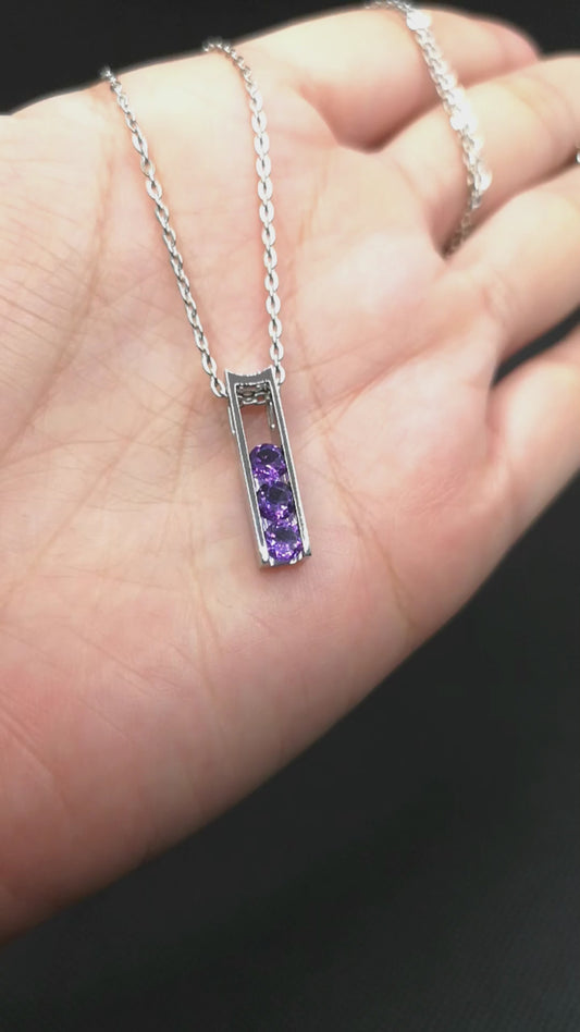 Madduckjewels จี้พลอยแท้อเมทิสต์ (Amethyst)  ตัวเรือนเงินแท้ ชุบโรเดียม  พร้อมสร้อยคอ Titanium  PD2102AM