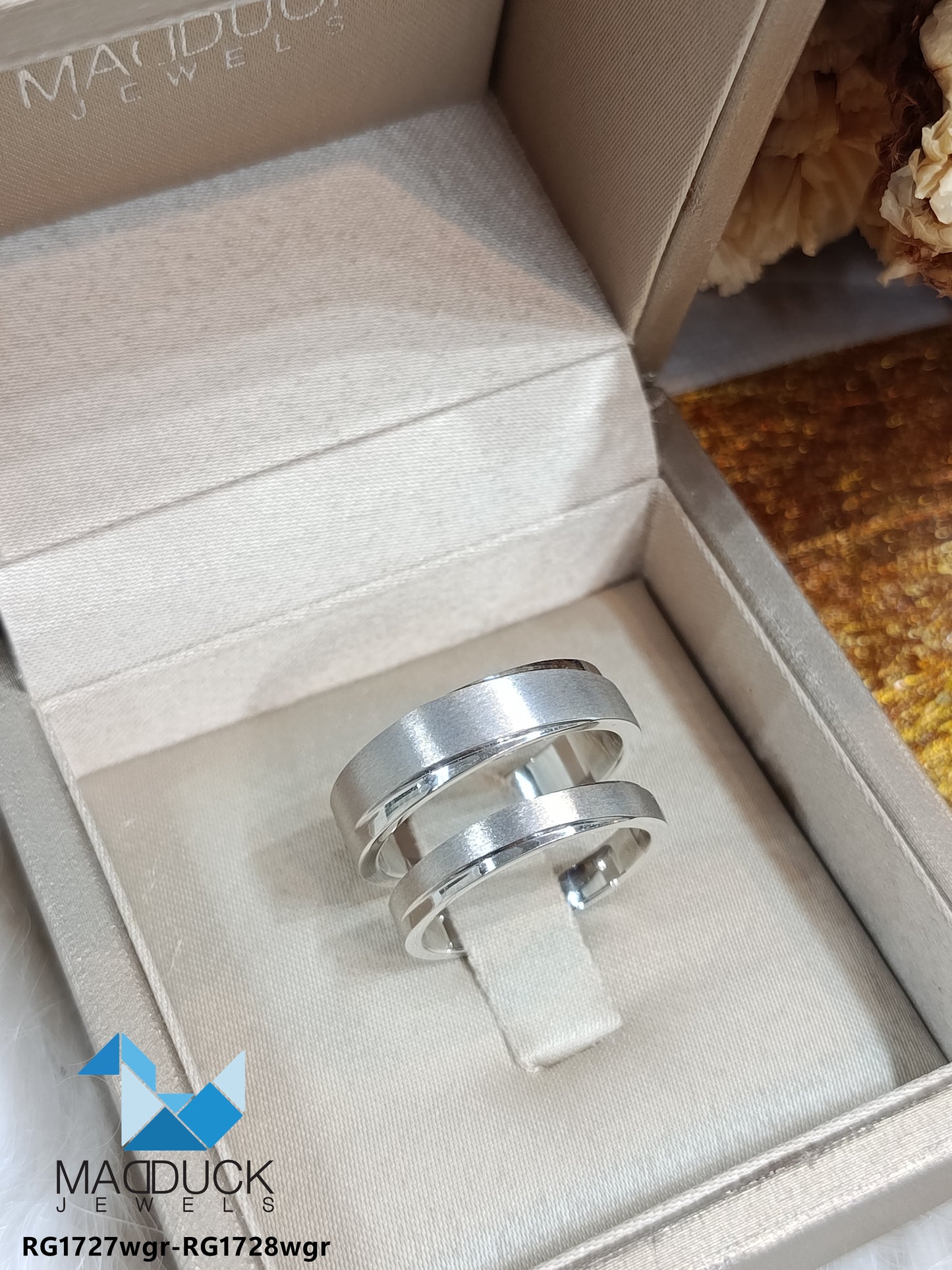 Cubiz Zirconia Sterling Silver 925 couple Rings with Rhodium plated / RG1728WGR-RG1727WGR