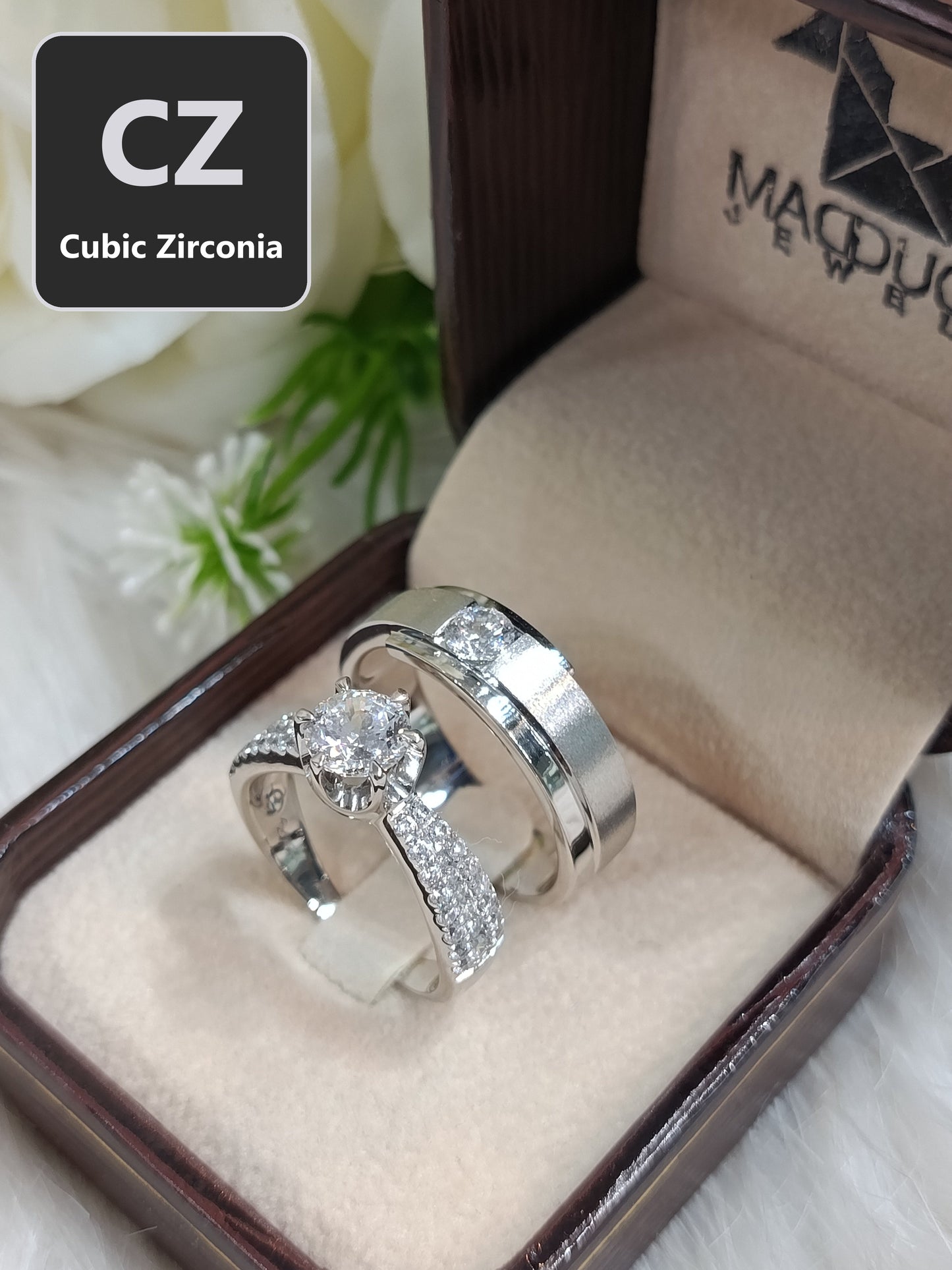 CZ Cubic Zirconia RG1818WGR-RG1912 แหวนคู่เงินแท้ 925 ชุบโรเดียม Madduckjewels แหวนแต่งงาน แหวนคู่รัก