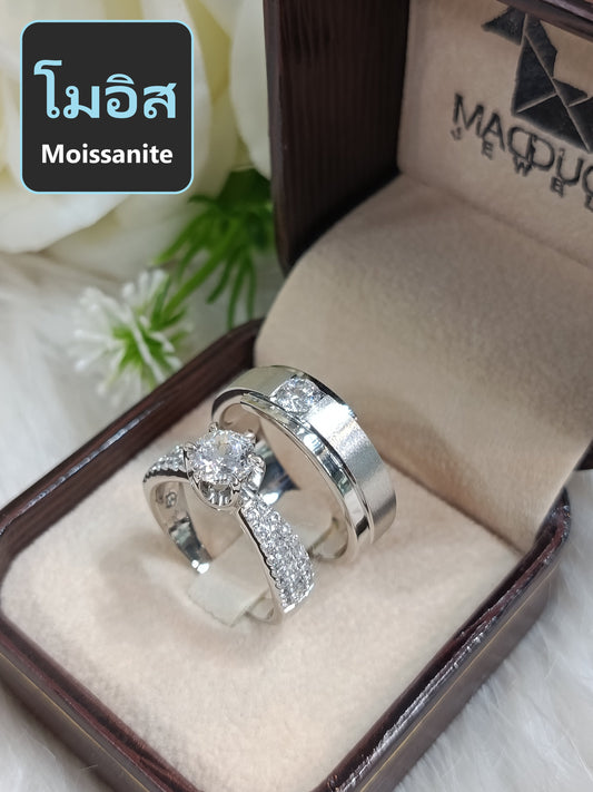 โมอิส Moissanite RG1818WGR-RG1912 แหวนคู่เงินแท้ 925 ชุบโรเดียม Madduckjewels แหวนแต่งงาน แหวนคู่รัก