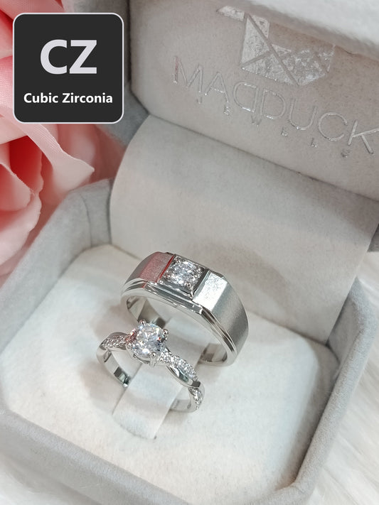 CZ Cubic Zirconia RG1826WGR-RG1606 แหวนคู่เงินแท้ 925 ชุบโรเดียม Madduckjewels แหวนแต่งงาน แหวนคู่รัก