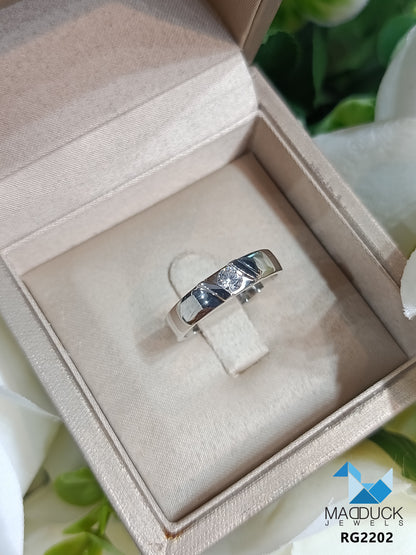 MadDuckJewels Sterling Silver 925 Engagement & Wedding Ring – CZ / Moissanite / Lab-Grown Diamond – Rhodium Plated, Nickel-Free – RG2202