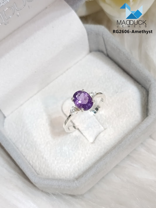 Madduckjewels RG2606-AM Natural Amethyst Oval Ring in Rhodium-Plated 925 Sterling Silver