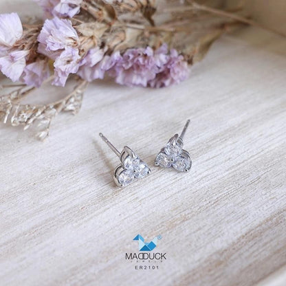 Minimalist CZ Stud Earrings in 925 Silver – Triangle Design