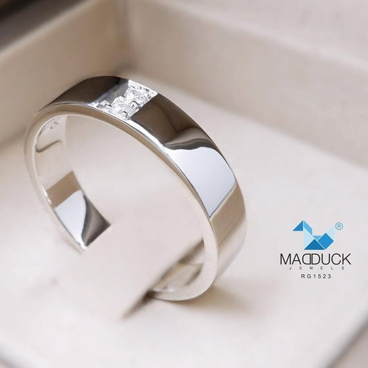 Unisex / male / female ring – CZ in 925 silver by Madduck Jewels