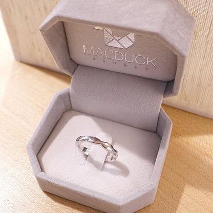 Women's ring – CZ in 925 silver by Madduck Jewels
