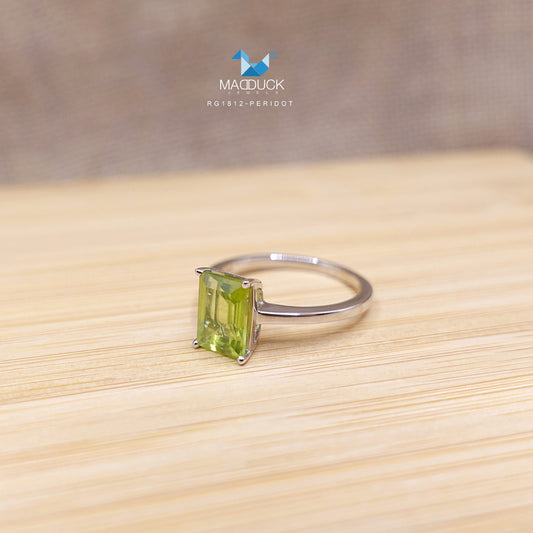 Madduckjewels | Natural Peridot Ring | 925 Sterling Silver Rhodium-plated | RG1812pr