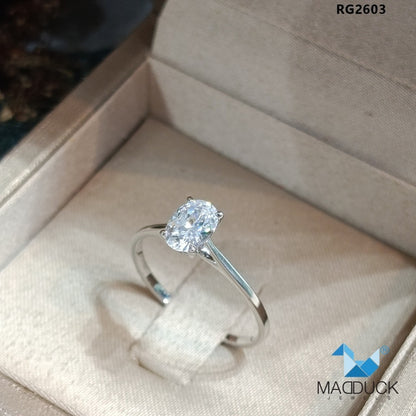 Madduckjewels RG2603 แหวนเงินแท้ 925 CZ / โมอิส (Moissanite) / เพชรแลป (Lab Grown) ชุบโรเดียม แหวนแต่งงาน แหวนหมั้น