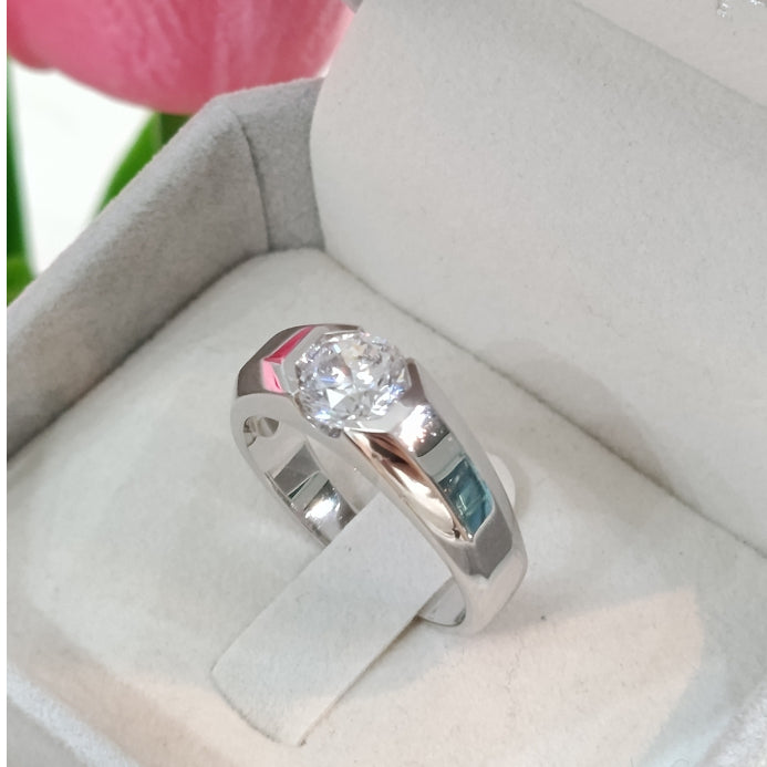 Madduckjewels RG2107 แหวนเงินแท้ 925 CZ / โมอิส (Moissanite) / เพชรแลป (Lab Grown) ชุบโรเดียม แหวนแต่งงาน แหวนหมั้น