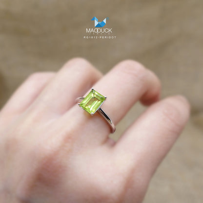 Madduckjewels | Natural Peridot Ring | 925 Sterling Silver Rhodium-plated | RG1812pr